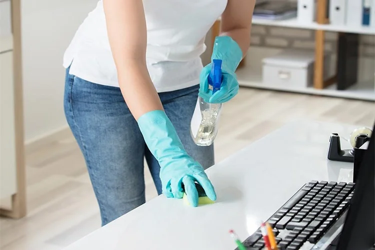 7 Benefits of Hiring a Professional Moving Cleaning Company