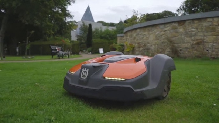 Pitching the Future: Insights from Liverpool FC’s Robot Mower Partnership