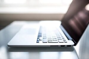 Timing Your MacBook Sale for Maximum Value: Why Market Windows Matter