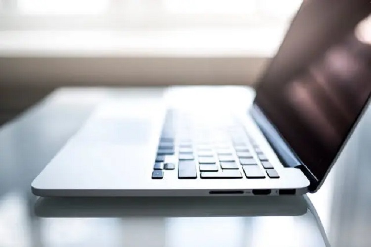Timing Your MacBook Sale for Maximum Value: Why Market Windows Matter